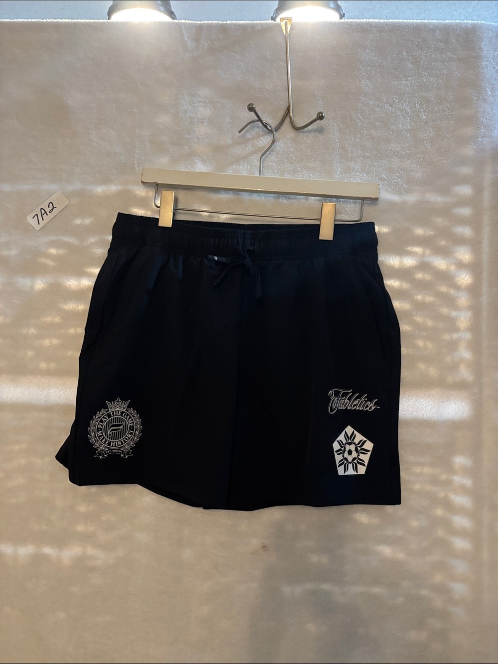 Fabletics medium men’s shorts NWT